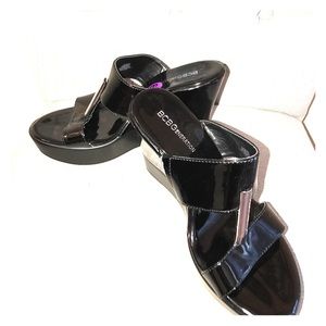 BCBG wedges