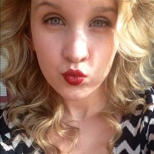 Meet your Posher, Grace