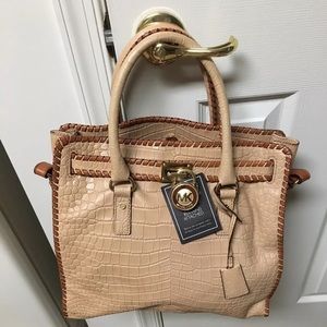 Michael kors
croc emb leather michael kors nwot