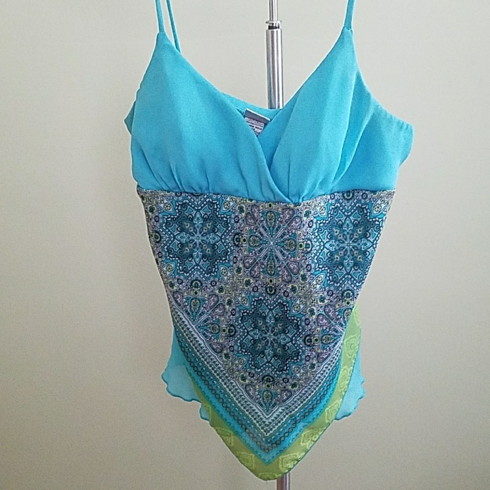 Handkerchief top