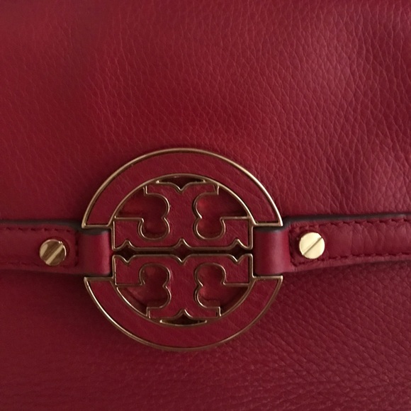 authentic tory burch crossbody! - Picture 2 of 5