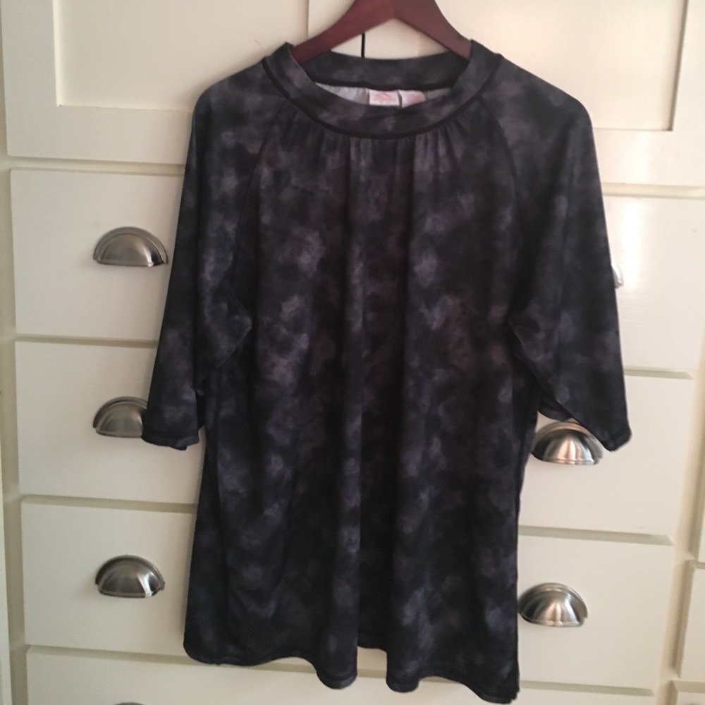 Swimwear shirt