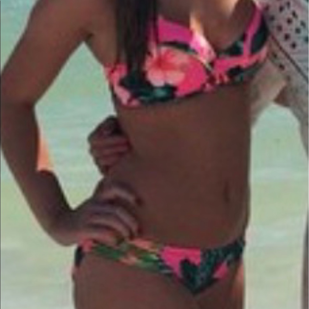 Bright Pink Target Bikini Small - Picture 4 of 4