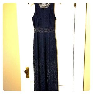 Lace maxi dress