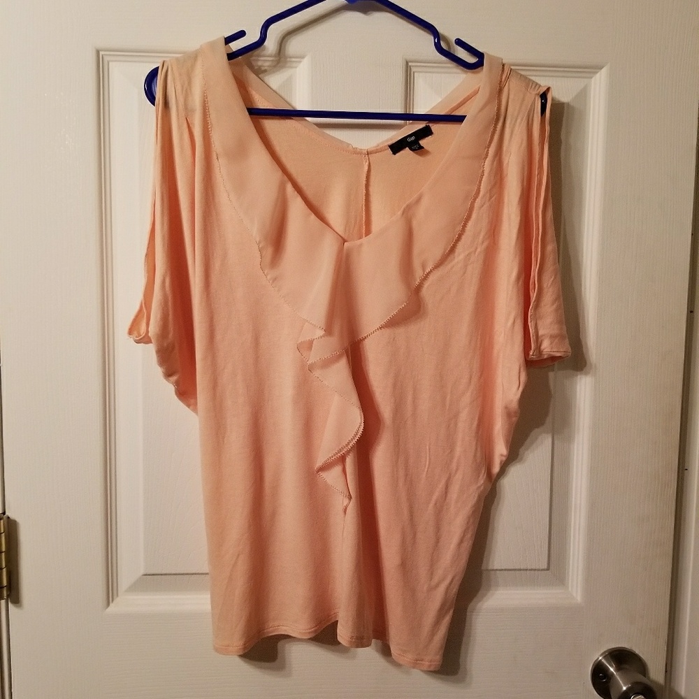 EUC Gap Flowy Top