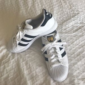 Adidas Superstar