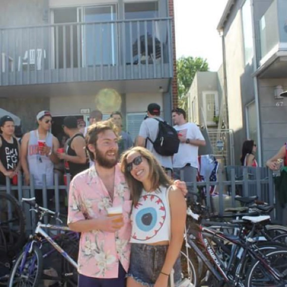 Fun crop top - Picture 2 of 2