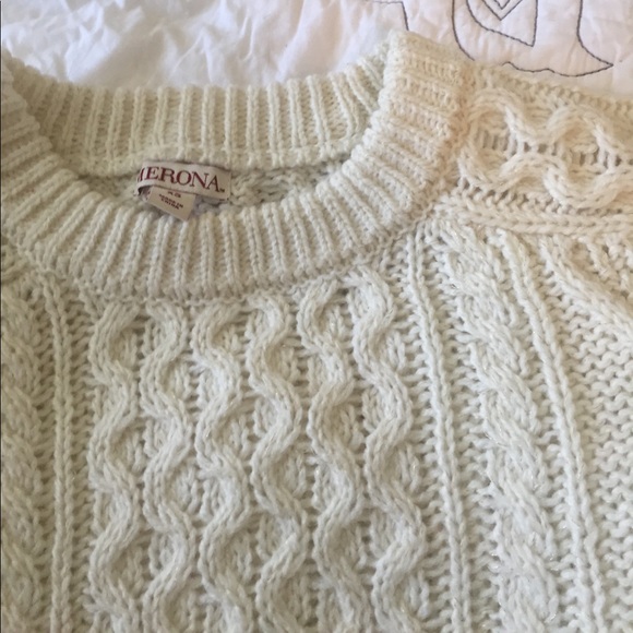 M e r o n a • Crew neck sweater - Picture 2 of 8