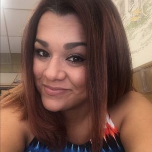 Meet your Posher, Veronica