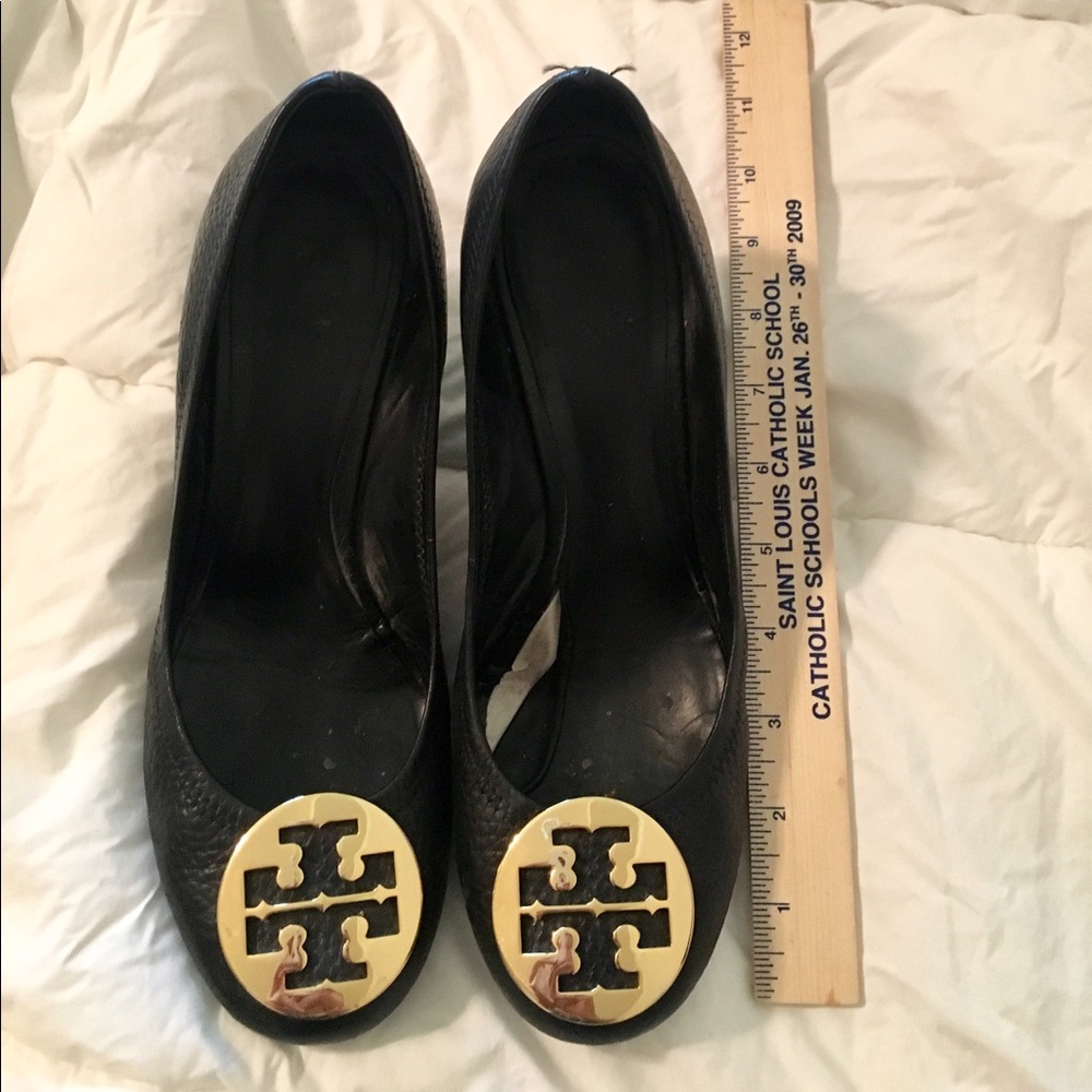 Tory Burch 4 in Black Well ❤️❤️❤️ Wedges