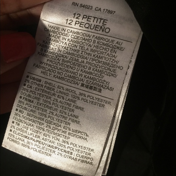 🛎️LAST CHANCE, 2/$10‼️🛎️Banana Republic skirt🖤 - Picture 4 of 7