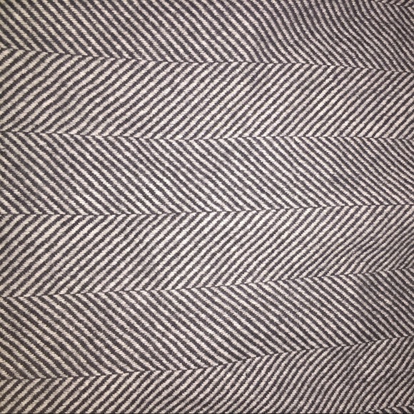 🛎️LAST CHANCE, 2/$10‼️🛎️Banana Republic skirt🖤 - Picture 7 of 7