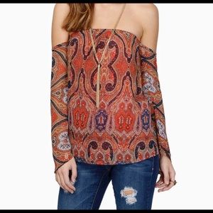 Tobi Play With Magic Top Red