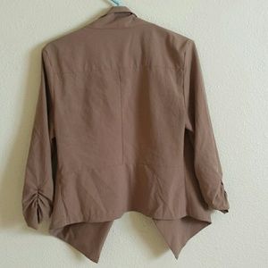 🚨Stained Back Left Shoulder🚨