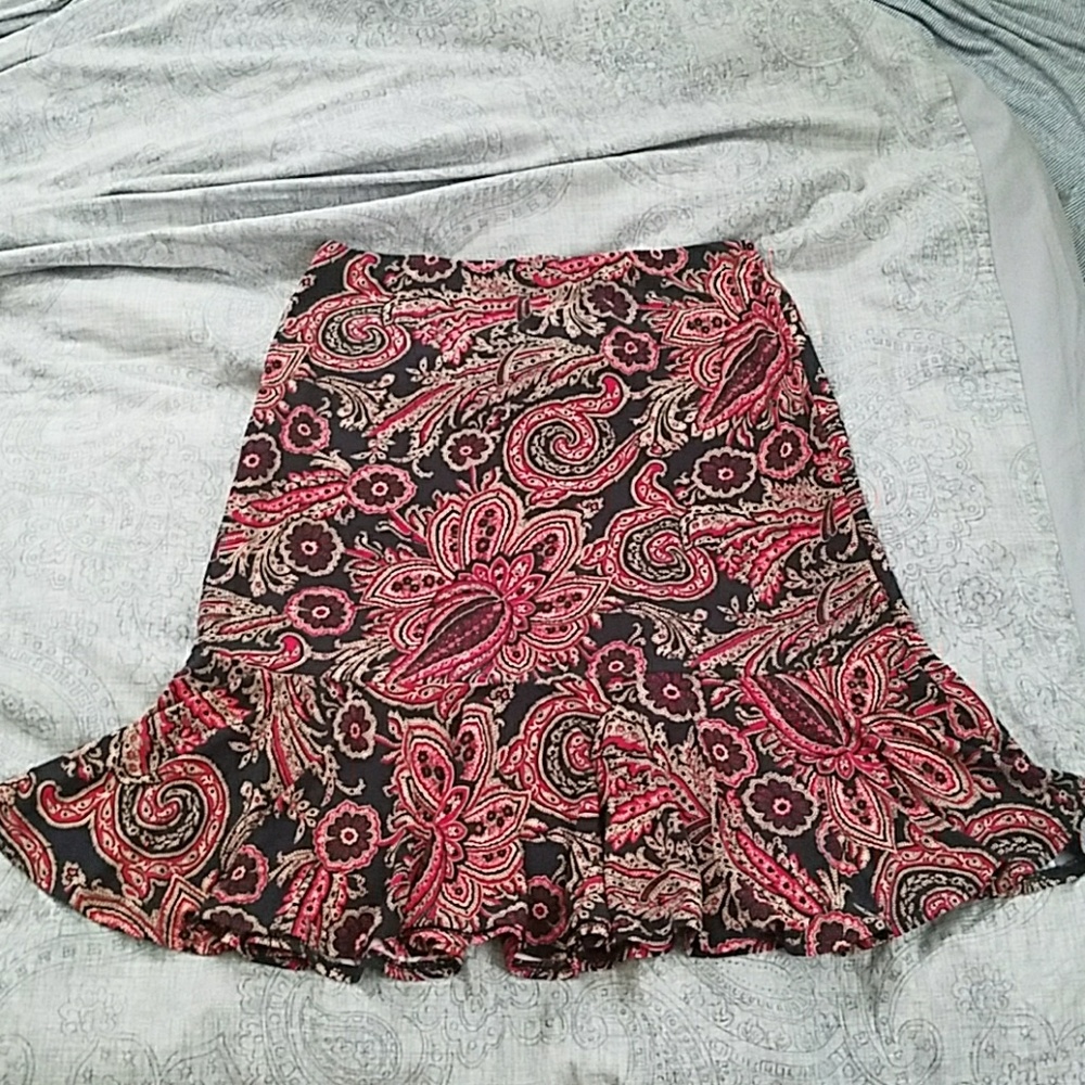 Midi ruffle bottom skirt