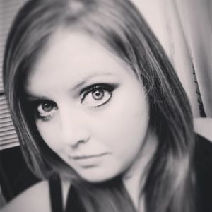 Meet your Posher, Alicia