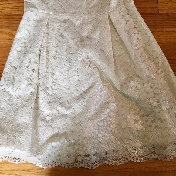 Lilly Pulitzer Gold Elegance - Picture 3 of 3