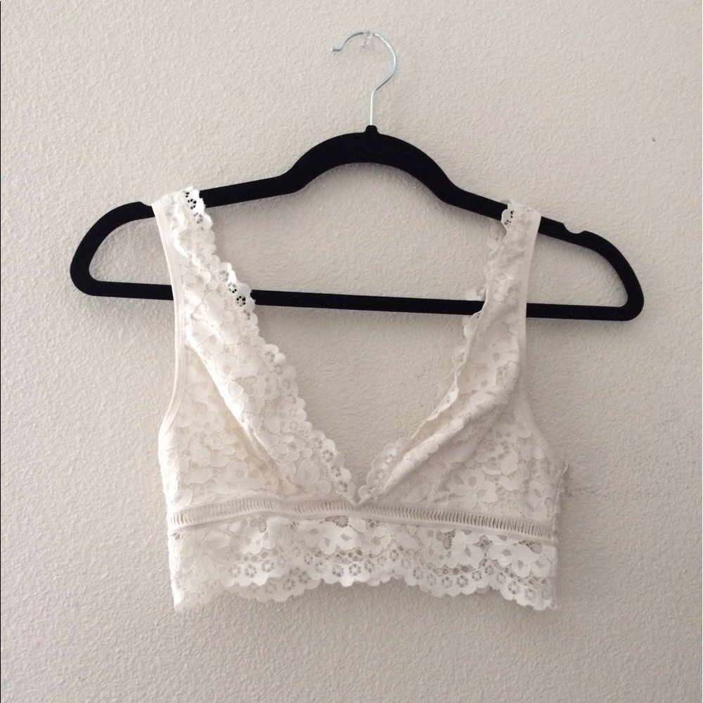 VS: Bralette Collection Deep V Bralette in white