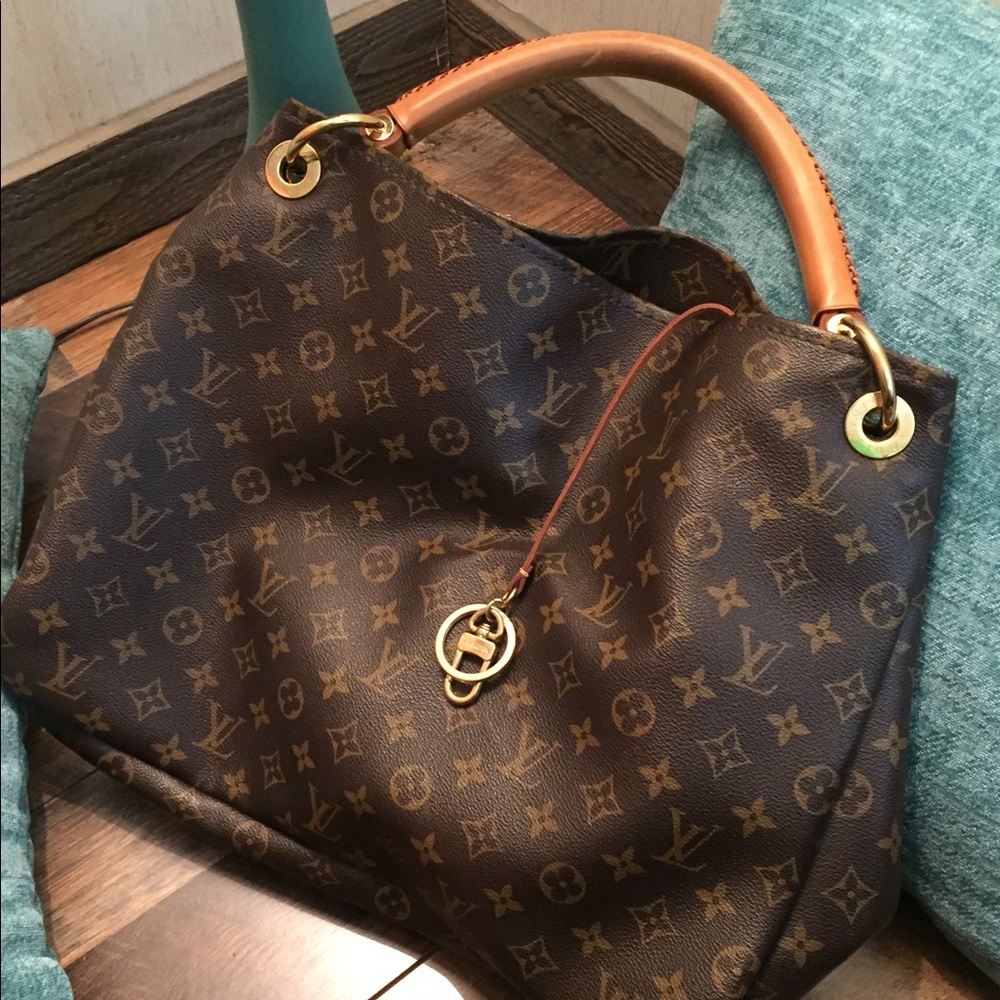 Louis Vuitton Artsy