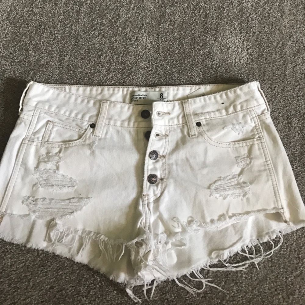 White button up Abercrombie and fitch shorts