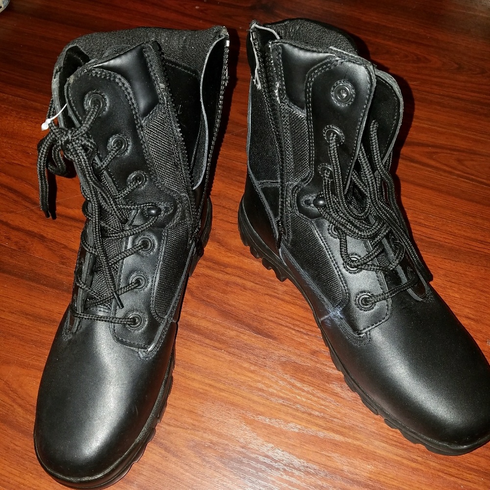 SOLD! NEW! MEN'S Die Hard Work Boots size 9.5