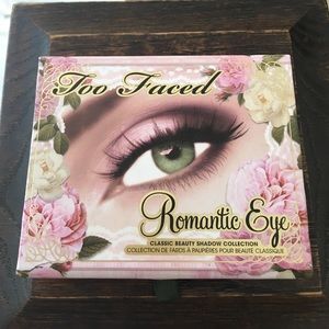 Too faced romantic eye palette!