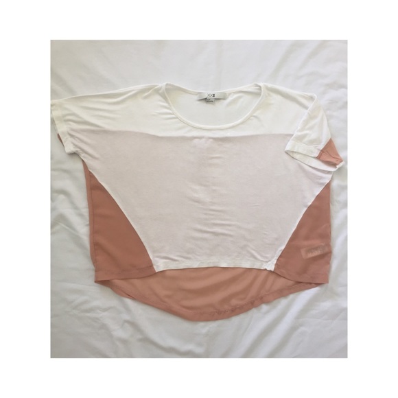 Colorblock Flowy Shirt - Picture 3 of 4