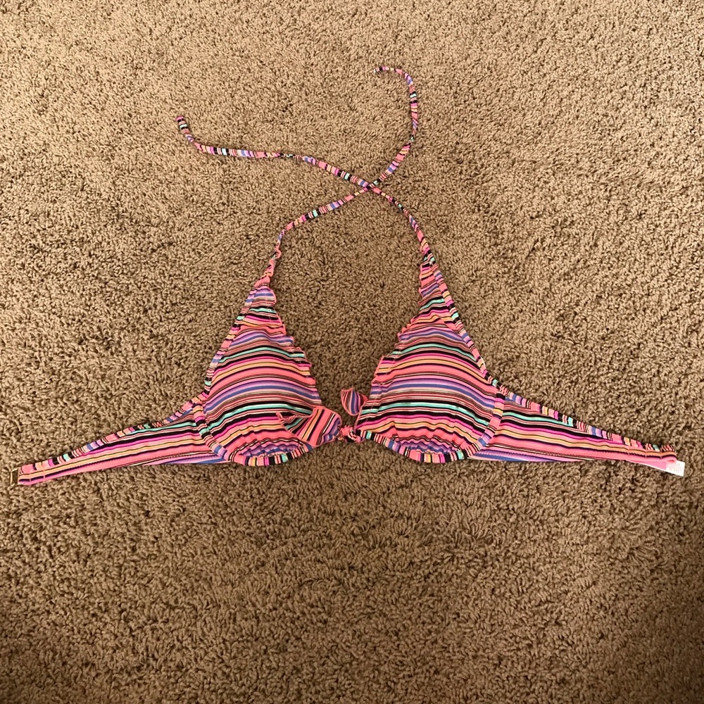 Victoria's Secret Swim top Size 32C
