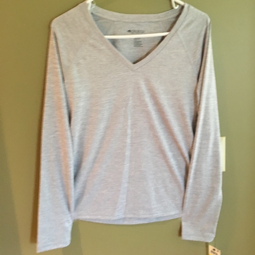 Ideology Macy's essential tee. - Picture 4 of 4