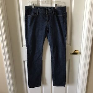 LOFT jeans. Modern slim.