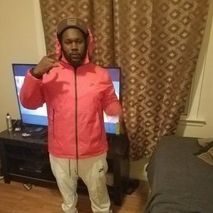 Meet your Posher, Omar