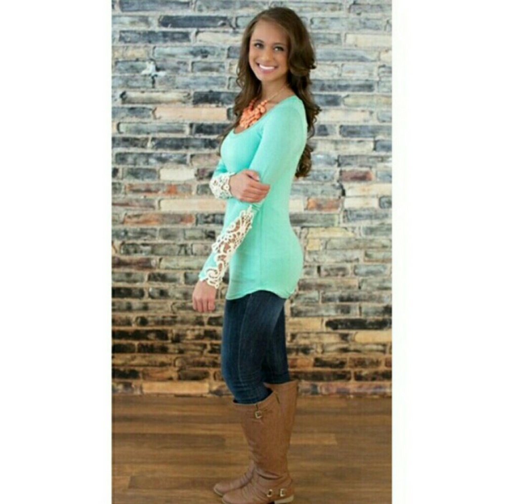 "SALE" Beautiful  Womens Lace Top