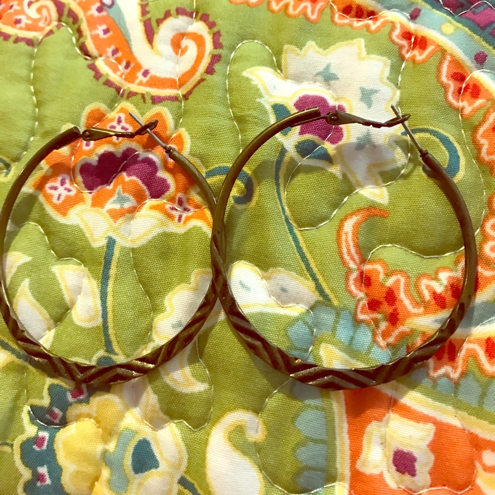 Gold/bronze hoops