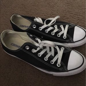 Black converse