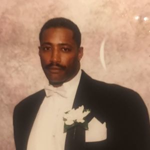 Meet your Posher, Dennis