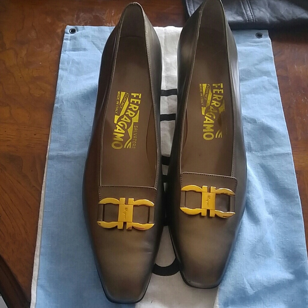 Farragano shoes