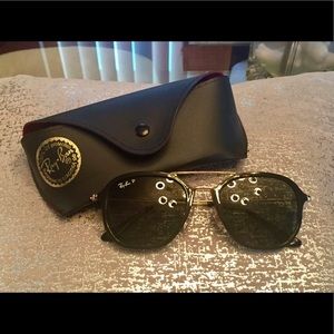 RayBan Black Unisex Sunglasses