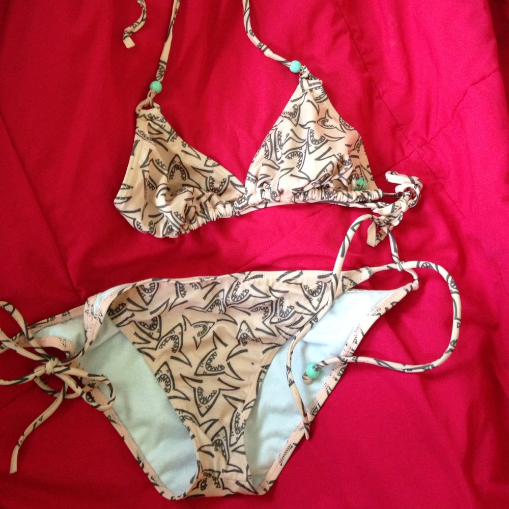String bikini