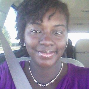 Meet your Posher, Latisha