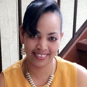 Meet your Posher, Raquel