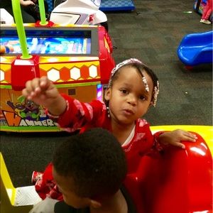 Meet your Posher, Leah