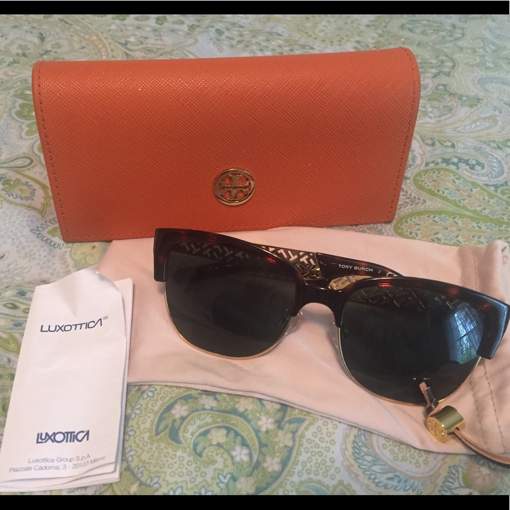 TORY BURCH SUNGLASSES - Picture 1 of 2