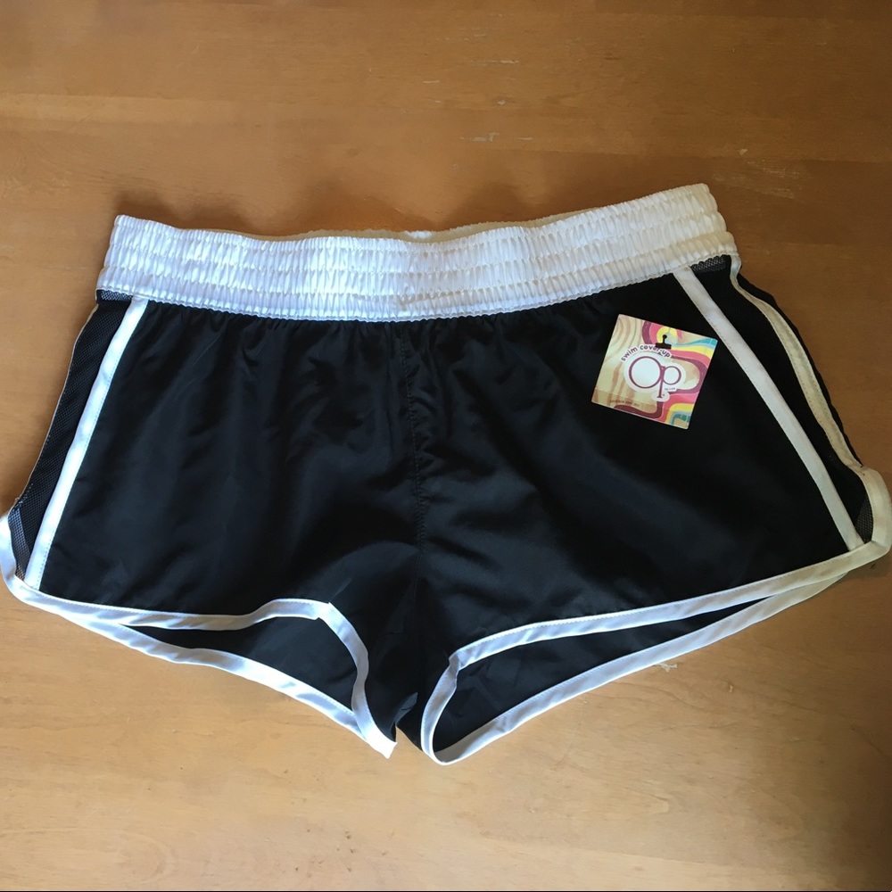NWT Cute black swim shorts, swim suit cover up