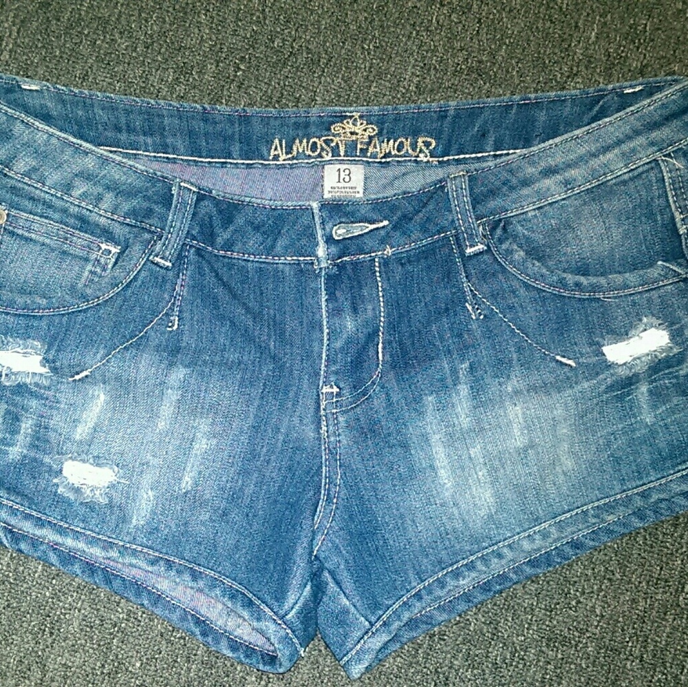 Short shorts