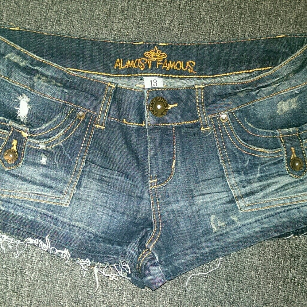 Short shorts
