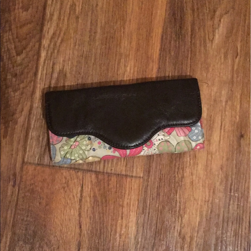 Thirty One Wallet