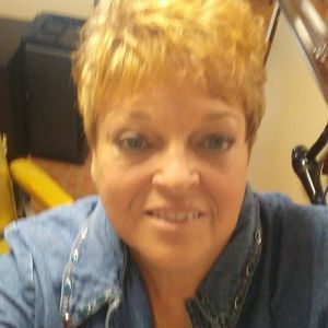 Meet your Posher, Anne