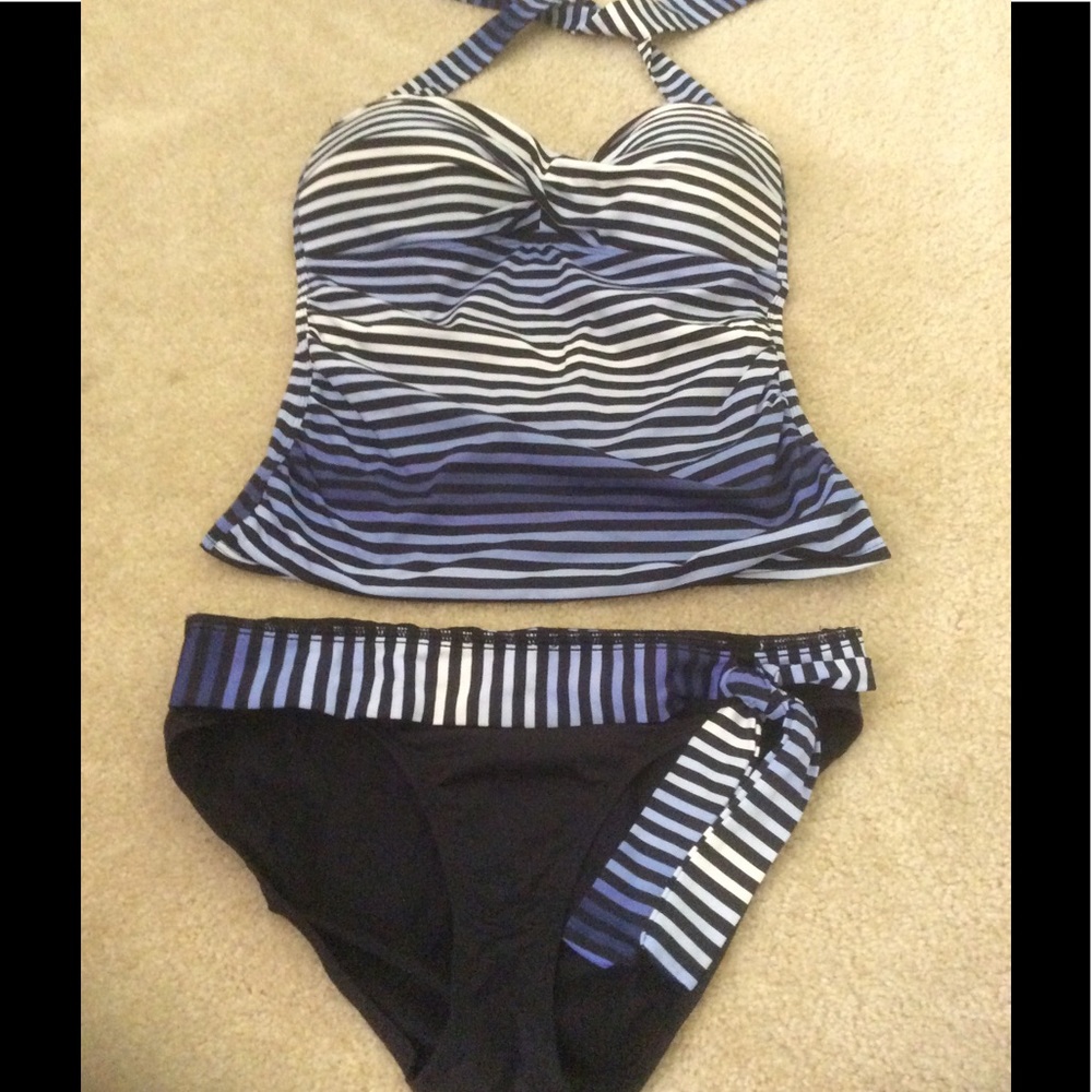 Bathing suit