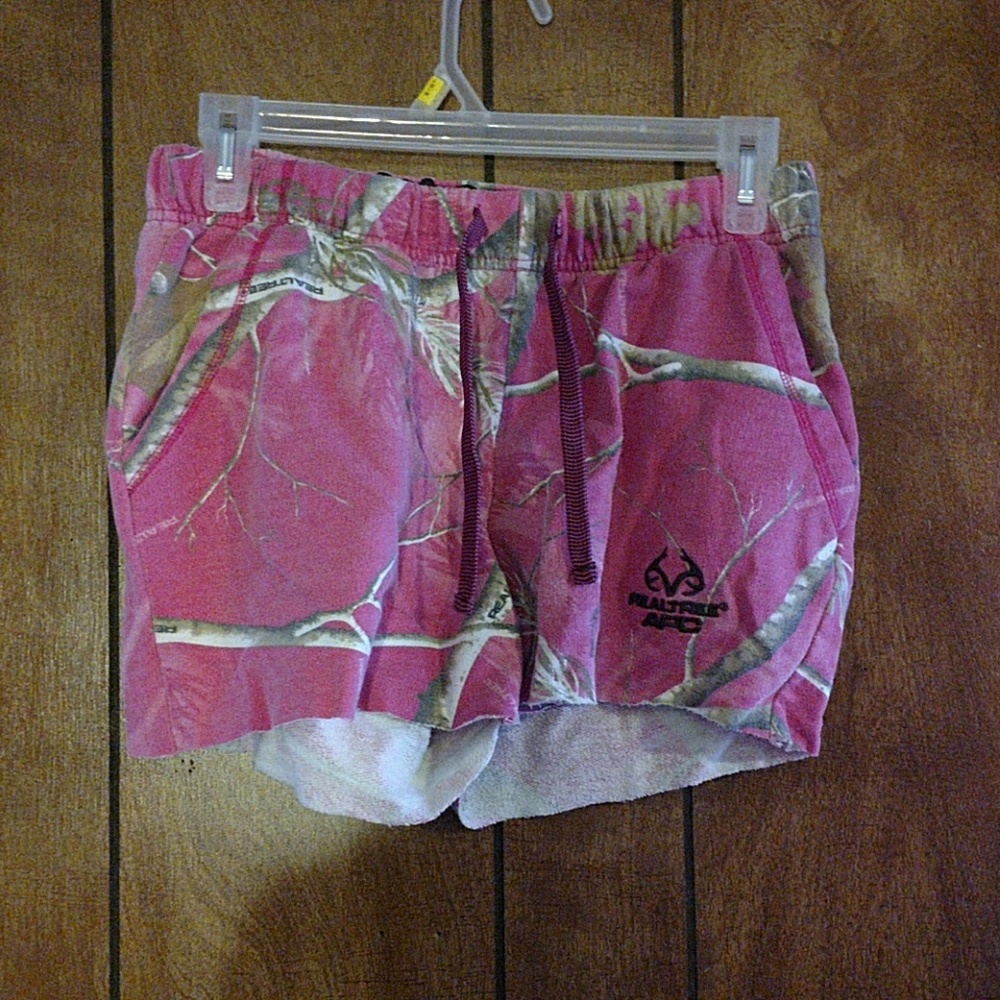 Cute shorts pockets