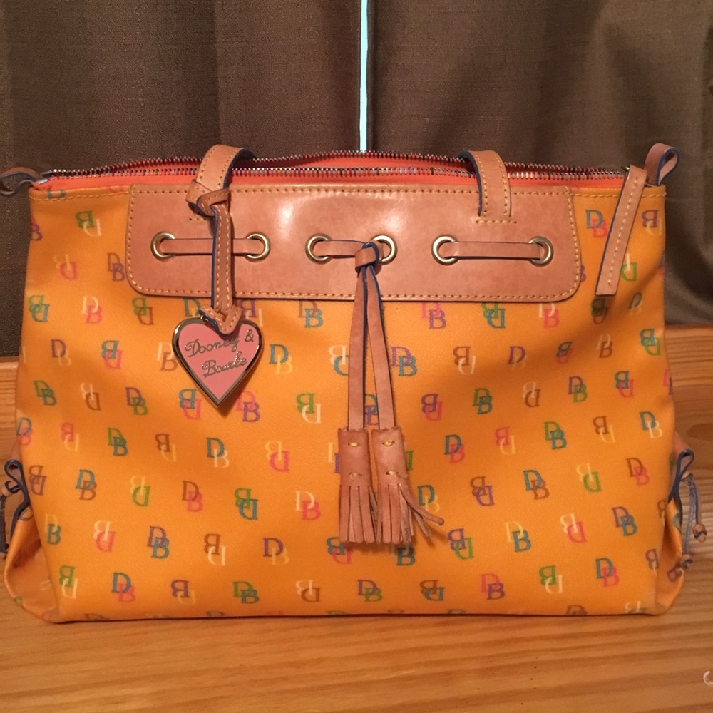 🎃 Sale!! Vintage Dooney & Bourke